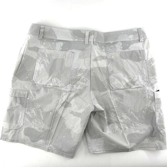 Pelagic Men's Light Gray Brush Camo Madeira Cargo  20" Hybrid Shorts Size 40 - Picture 9 of 13